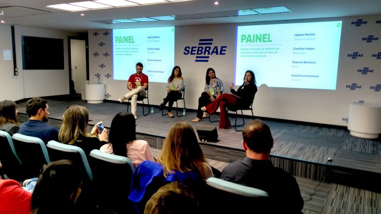 Há vagas: a difícil arte de encontrar profissionais para trabalhar em empresas de alto crescimento