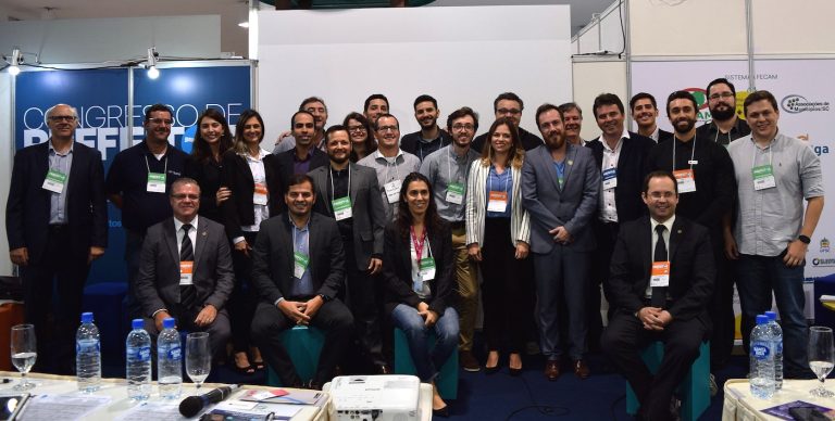 Congresso de Prefeitos: SC inaugura banco de projetos inovadores para conectar municípios e startups