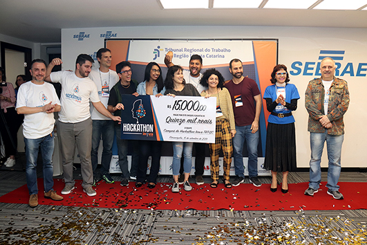 Atendente virtual LIA vence primeira maratona de tecnologia da Justiça do Trabalho em SC