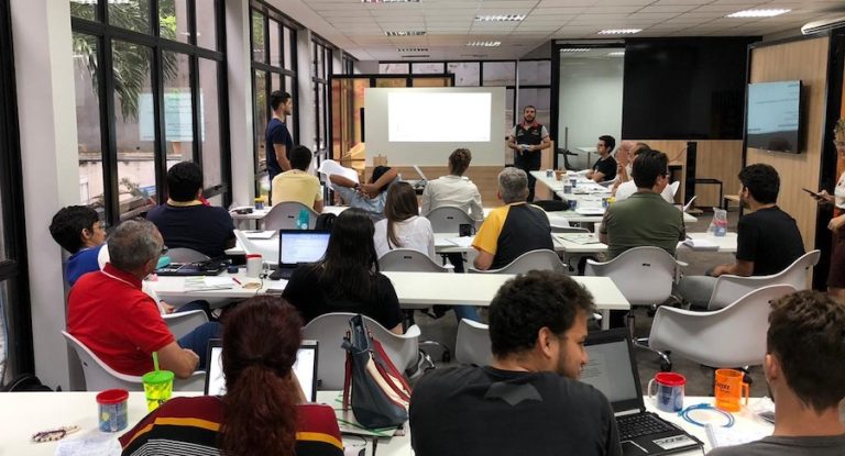 Programa Galápagos: Criciúma e Lages recebem projeto de capacitação empreendedora e desenvolvimento de ecossistemas