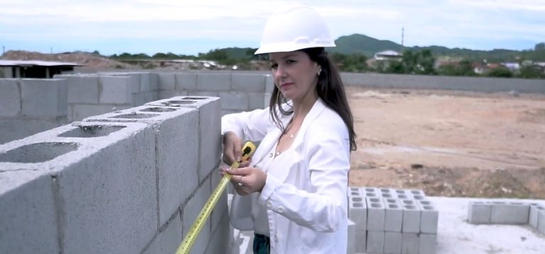 INSIGHTS: Plataforma ajuda mulheres em projetos de obra e reformas / Ferramenta ajuda MEIs e autônomos a negativar inadimplentes