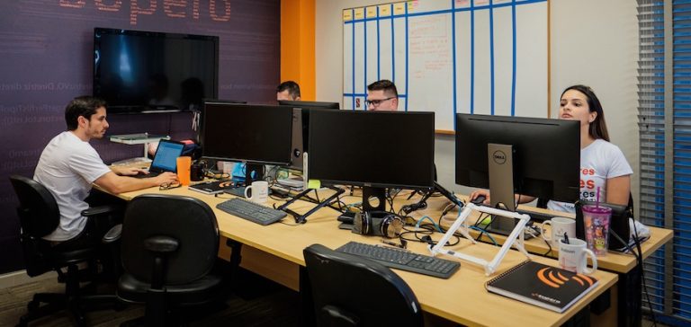 Onde há vagas: empresas de tecnologia em SC oferecem mais de 200 oportunidades de trabalho