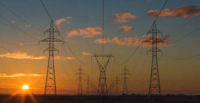 Risco de apagão: tecnologia é caminho para novas (e permanentes) políticas de planejamento estratégico