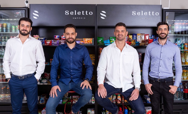 Depois de chegar a empresas e condomínios, Empório Seletto monta estrutura no Jurerê Beach Village, para hóspedes e público externo.