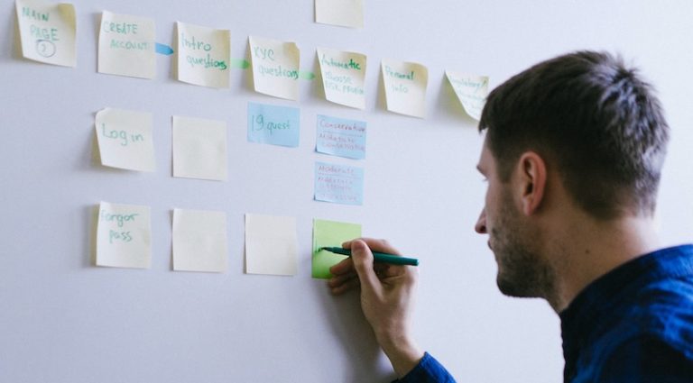 Grandes empresas e startups operam por lógicas diversas, o que demanda instrumentos jurídicos para dar conta dessa complexidade.