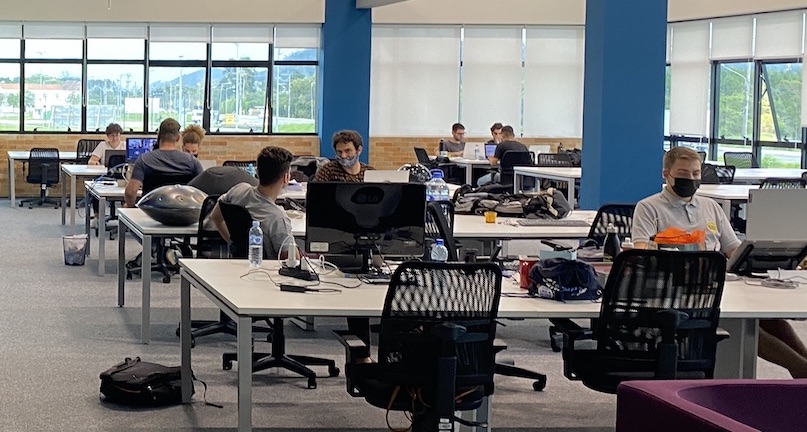 Incubadora criada em 1998 chega a sete unidades em Santa Catarina, com crescimento de 223% no total de empresas atendidas