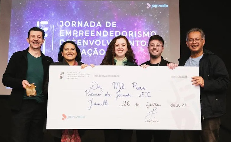 JEDI: Equipes Follow Compound (foto) e Papp Healthtech receberam R$ 10 mil cada para escalarem soluções desenvolvidas no programa do Join.valle