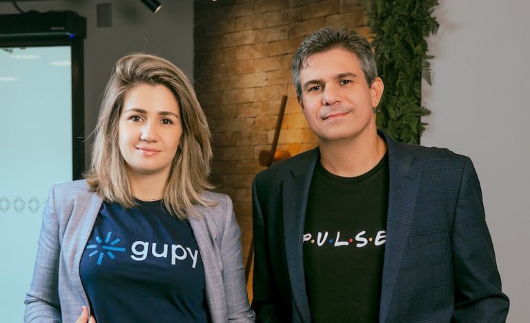 Mariana Dias, da Gupy, e Cesar Nanci, da Pulses: fortalecimento de soluções para o RH das empresas