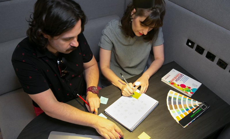 Programa dá a largada com o tema Liderança Criativa e Inovadora. São cursos rápidos e de média duração voltados a profissionais e executivos