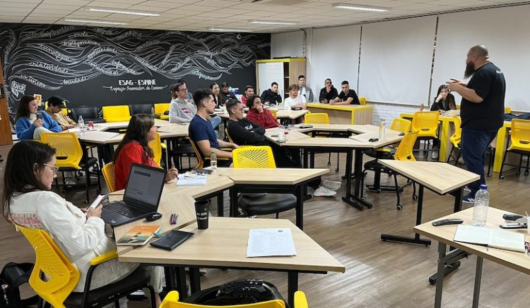 A partir deste sábado, 10.06, universidade recebe projetos inovadores de alunos ou recém-formados. Serão selecionadas até cinco equipes para programa de cinco meses.