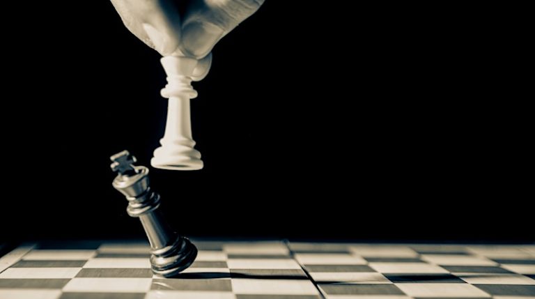 a competição pode vir de produtos substitutos, de grupos de produtos ou até mesmo de players de outros segmentos