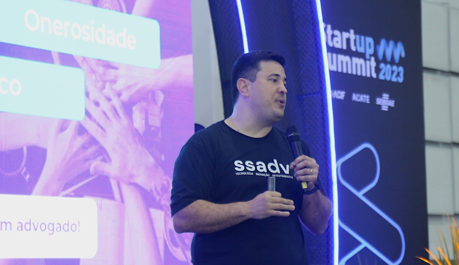 Medida pode ser uma alternativa ao cenário cada vez mais desafiador de falta de profissionais no mercado de tecnologia, comenta Tiago Schutz.