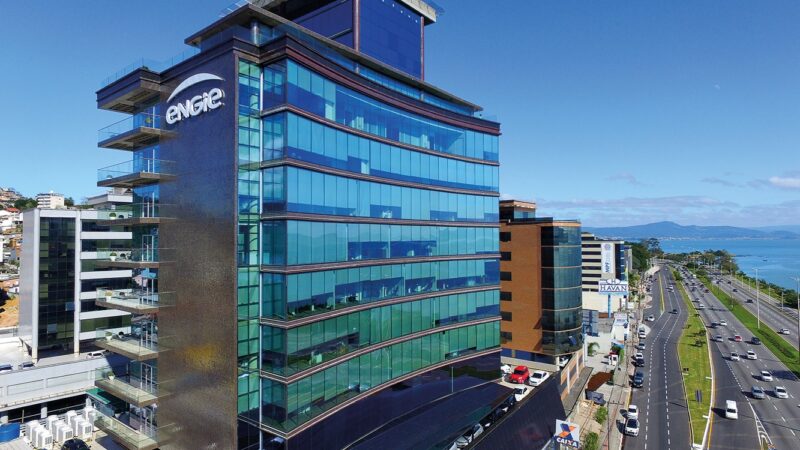 Iniciativa vai oferecer 5 mil vagas em diferentes regiões do país para promover a empregabilidade dos jovens.