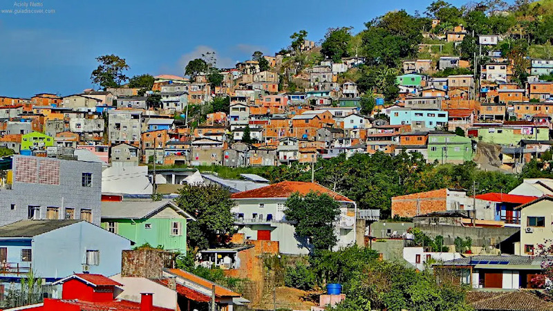 Programa gratuito oferece capacitações e mentorias para quem deseja empreender ou aprimorar um negócio. Interessados podem se inscrever até o dia 12 de julho. / Foto: Acioly Netto