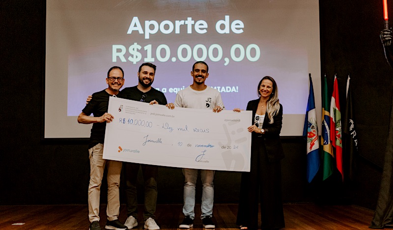 Oito projetos participaram do pitch final da Jornada de Empreendedorismo, Desenvolvimento e Inovação, realizado neste final de semana no Ágora Tech Park.