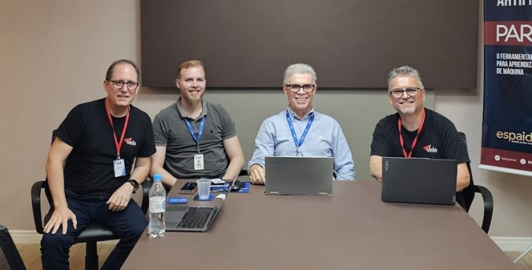 Fundada há 37 anos, empresa catarinense foi uma das pioneiras no mercado de software no país e hoje atua com soluções tecnológicas para o segmento jurídico.