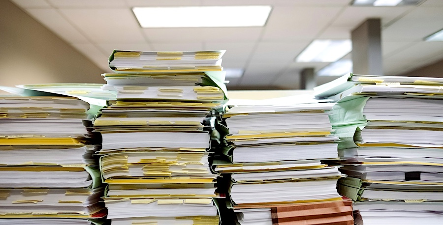 Governo de SC e empresários vão a Brasília cobrar esclarecimentos. Financiadora argumenta limite de recursos esgotados em tempo recorde.