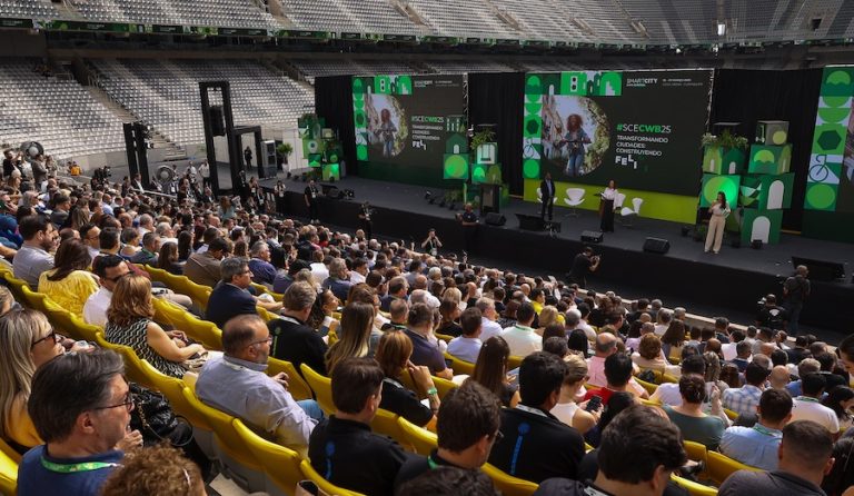 Para o diretor internacional da Fira de Barcelona, Ricard Zapatero, responsável pelo evento mundo afora, o desafio das cidades brasileiras que querem ser inteligentes é a inclusão social.