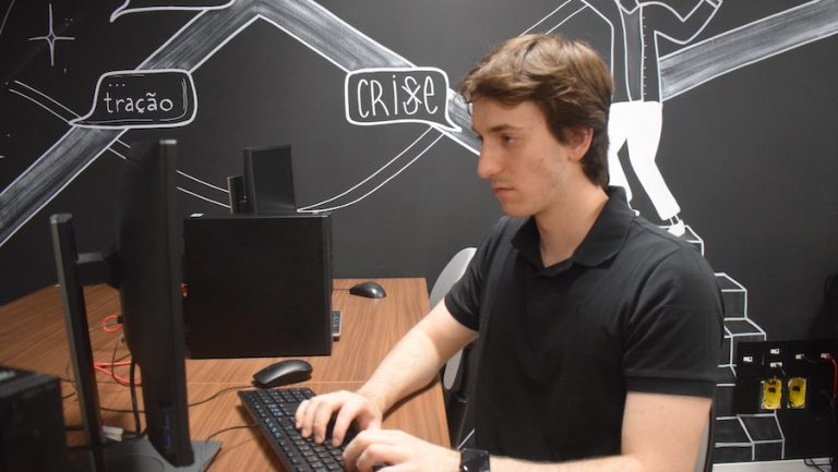 Barkee quer simplificar o processo de compra e venda, oferecendo comparação de preços, análise de tendências e prospecção de clientes.