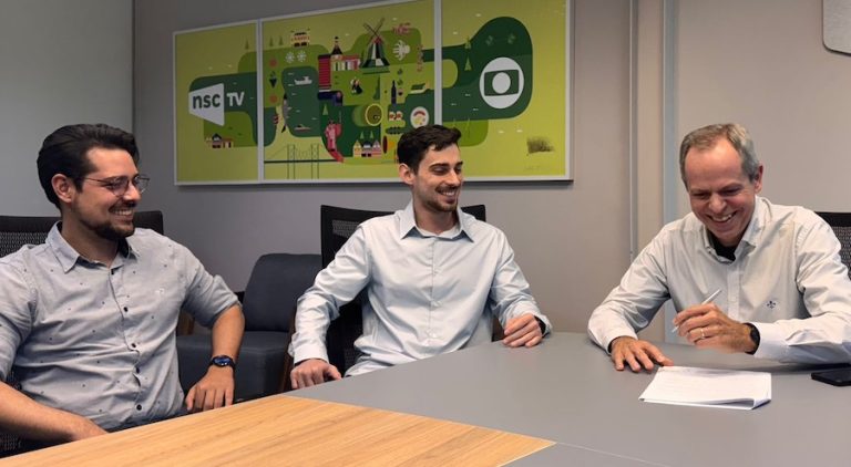 Aporte na Viajantes de Sorte, convertido em mídia da NSC, mira expansão de clientes fora dos canais digitais dizem os fundadores Nicolas Dentzuk e Gabriel Wieczorek