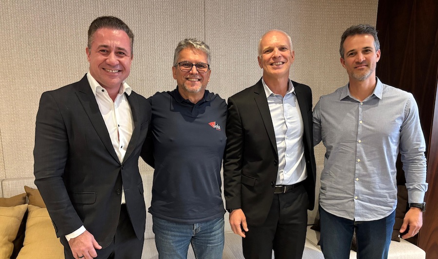 Operação marca nova fase da empresa fundada em Florianópolis, com foco em eficiência e transformação digital no Brasil e na América Latina.