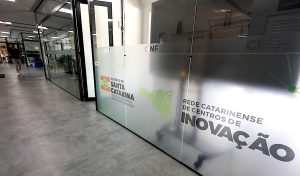 Além da ampliação do Centro Norberto Frahm, estado lança nova edição do programa Centelha, com R$ 4 milhões em recursos para projetos