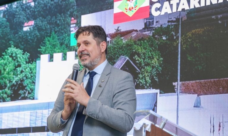 Ex-presidente da Fapesc assume SCTI, enquanto o vice-reitor da Univali Valdir Cechinel Filho vai para o comando da fundação de amparo à pesquisa.