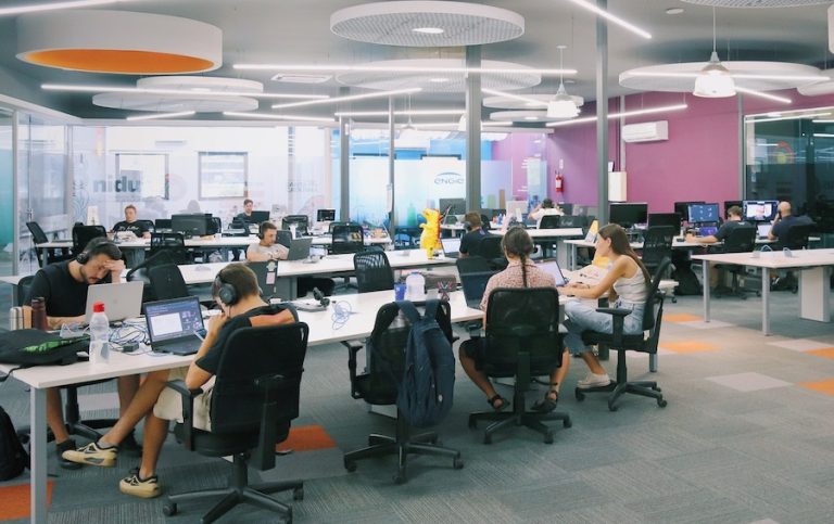 Empresas serão distribuídas em 12 incubadoras e participarão de uma jornada de desenvolvimento de dois anos