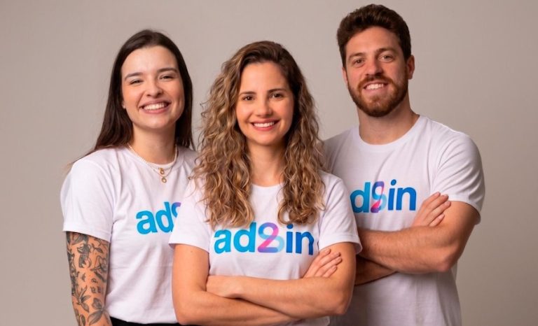 Especializada em geração de demanda via LinkedIn, ads2in prepara nova fase após fusão e início de operação internacional. Na foto, os sócios Camila Hort, Sheila Coque e André Wendler.