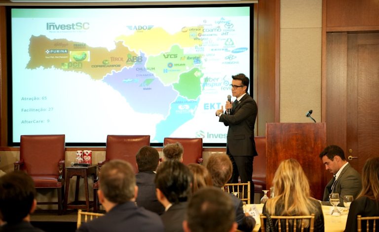 Estado aproveita agenda para inaugurar base permanente nos Estados Unidos e reforçar posicionamento do estado como polo de investimentos, infraestrutura e tecnologia.