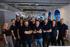 Maior aquisição já realizada pela fintech de Joinville adiciona à plataforma uma solução de CRM conversacional integrada ao WhatsApp